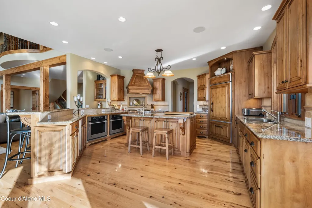 13277 S Ridgeview Loop Harrison ID 83833