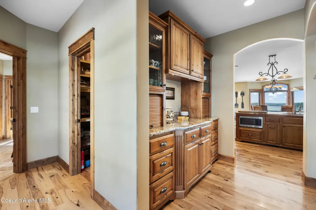 13277 S Ridgeview Loop Harrison ID 83833