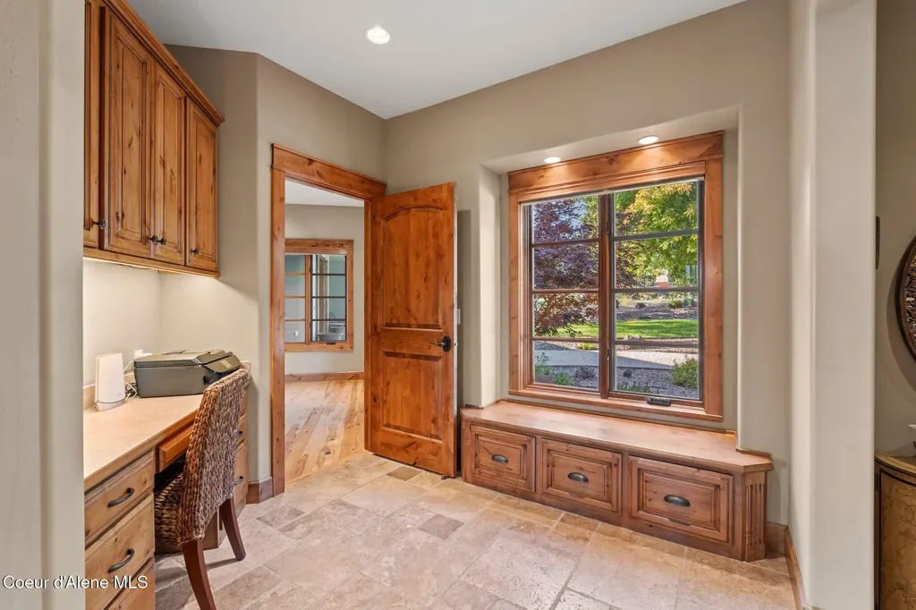 13277 S Ridgeview Loop Harrison ID 83833