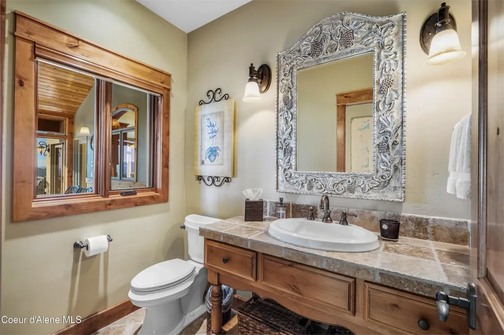 13277 S Ridgeview Loop Harrison ID 83833