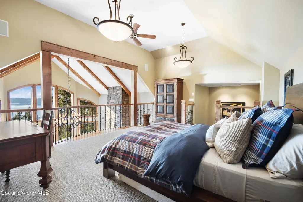 13277 S Ridgeview Loop Harrison ID 83833