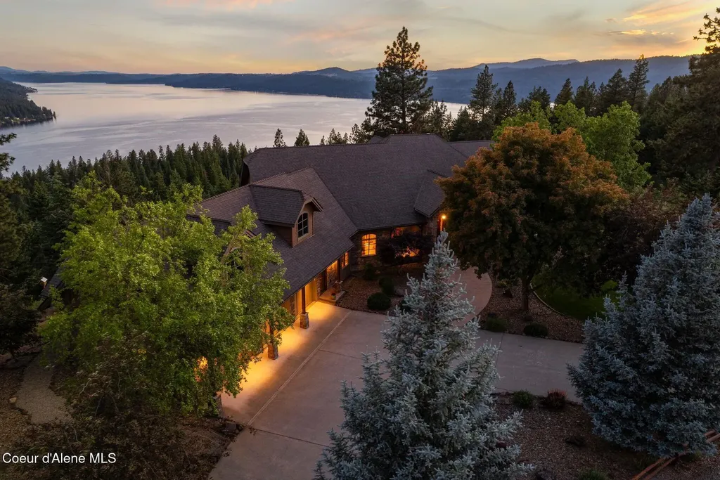 13277 S Ridgeview Loop Harrison ID 83833