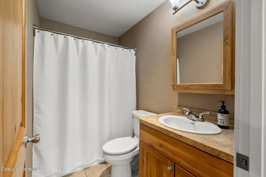 11605 N Boyer Road Sandpoint ID 83864