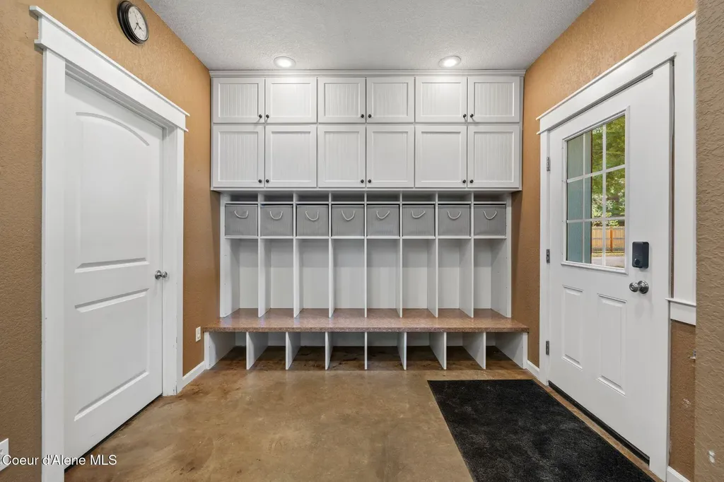 11605 N Boyer Road Sandpoint ID 83864