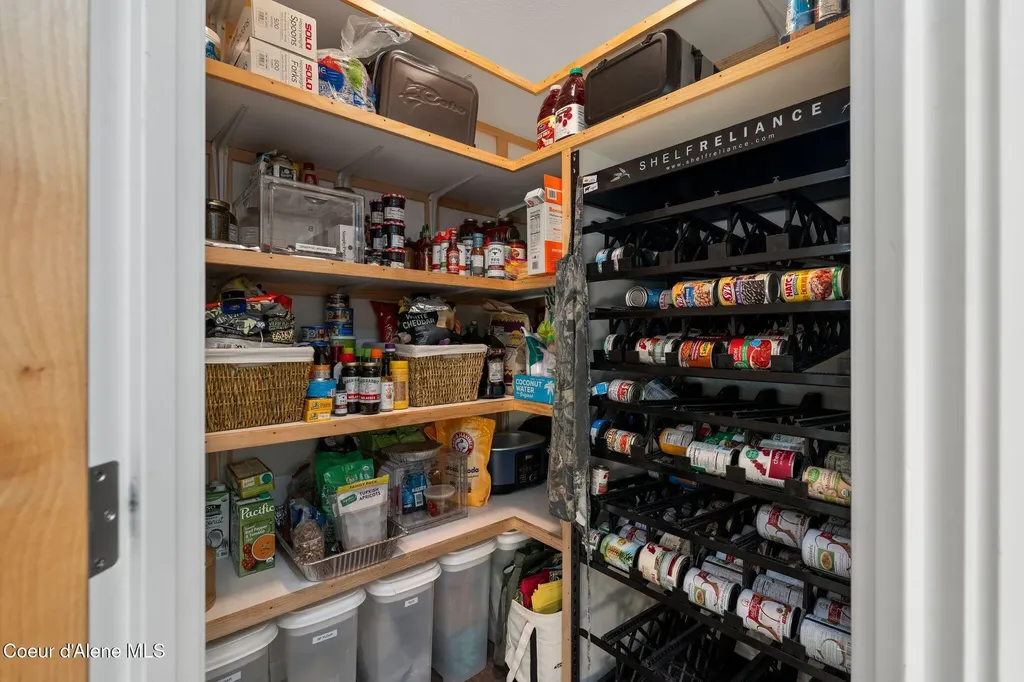 11605 N Boyer Road Sandpoint ID 83864