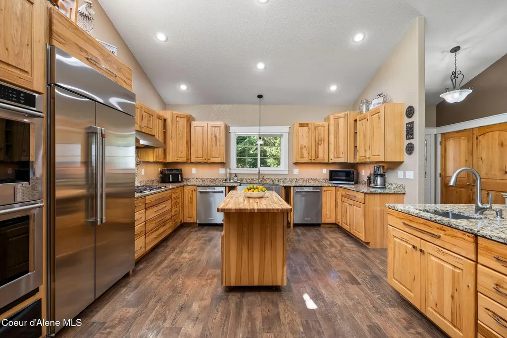 11605 N Boyer Road Sandpoint ID 83864