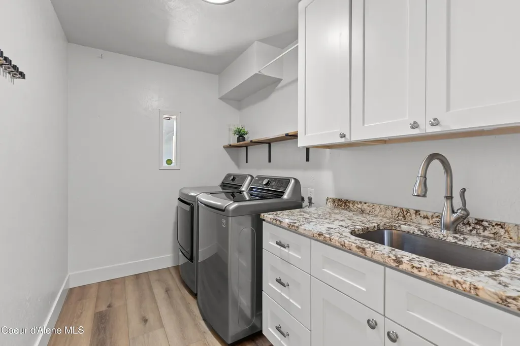 1323 E Deerhaven Avenue Dalton Gardens ID 83815