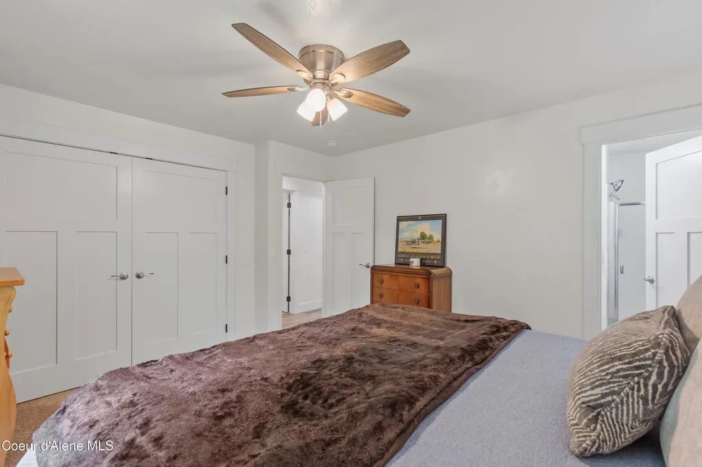 1323 E Deerhaven Avenue Dalton Gardens ID 83815