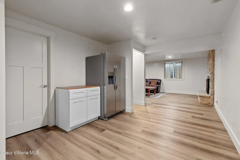 1323 E Deerhaven Avenue Dalton Gardens ID 83815