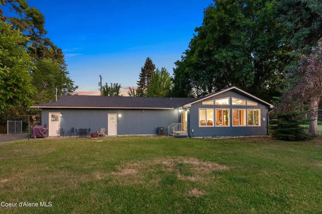1323 E Deerhaven Avenue Dalton Gardens ID 83815