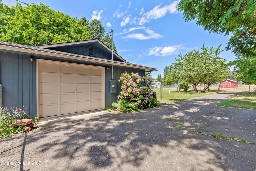 1323 E Deerhaven Avenue Dalton Gardens ID 83815