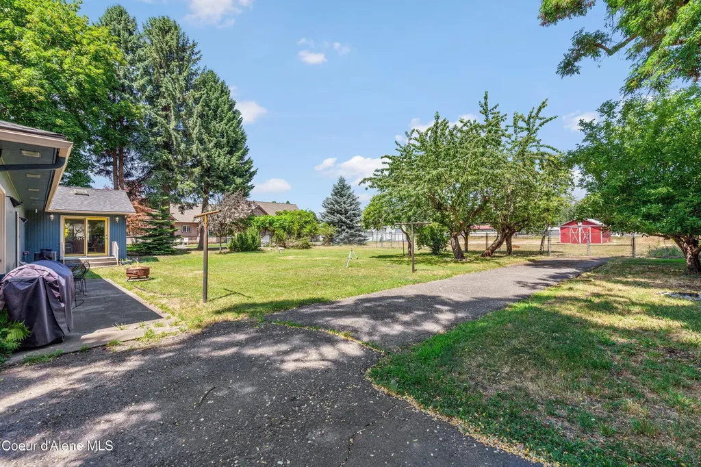 1323 E Deerhaven Avenue Dalton Gardens ID 83815