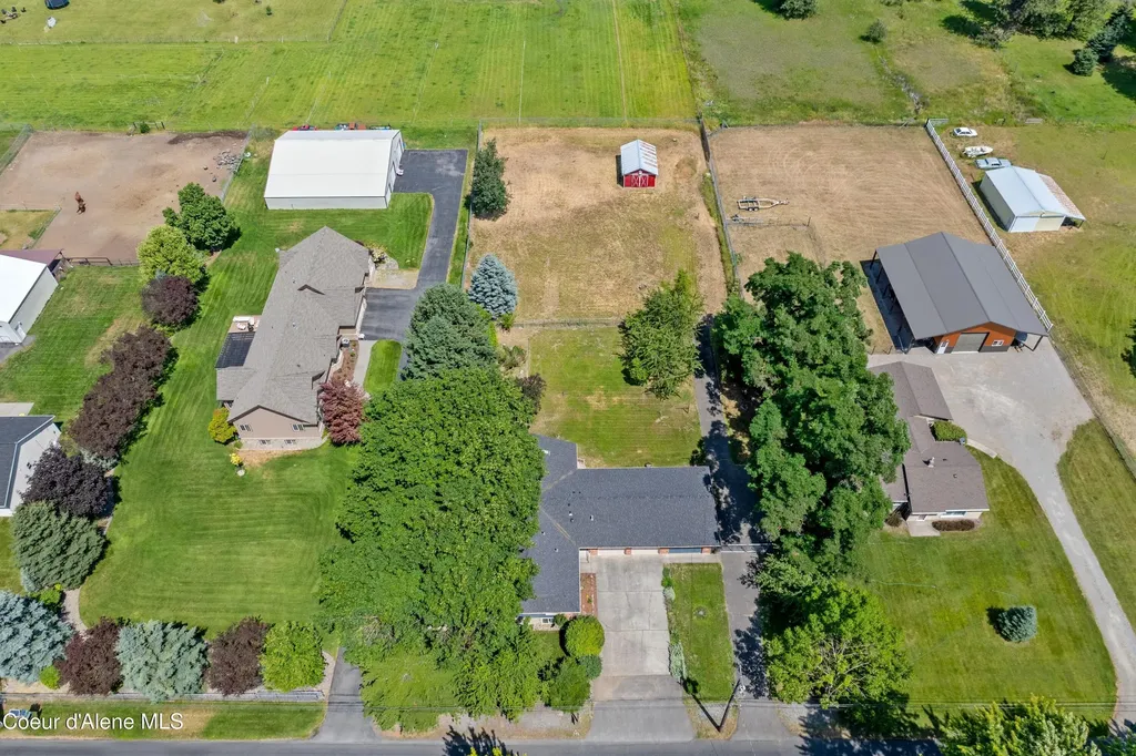 1323 E Deerhaven Avenue Dalton Gardens ID 83815