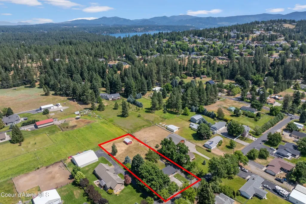 1323 E Deerhaven Avenue Dalton Gardens ID 83815