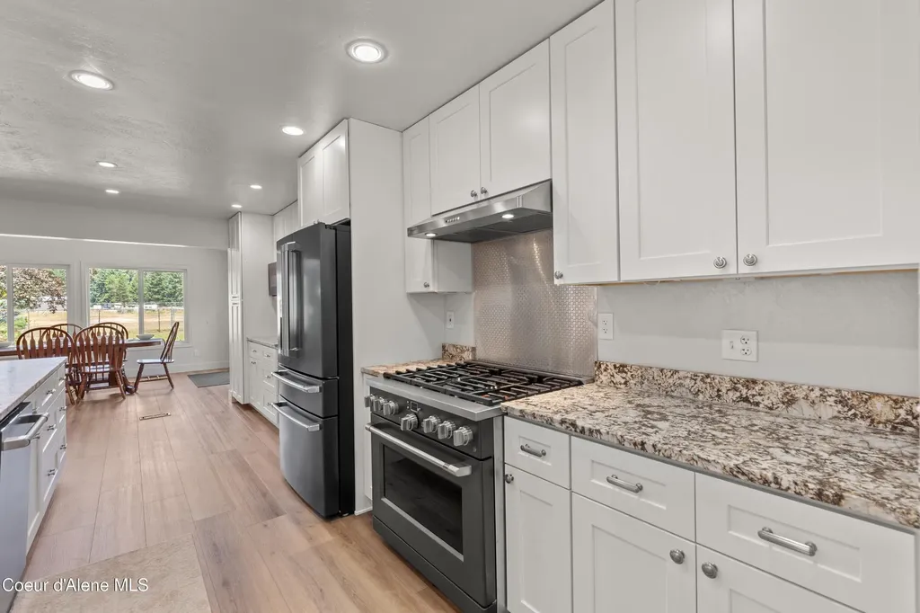 1323 E Deerhaven Avenue Dalton Gardens ID 83815