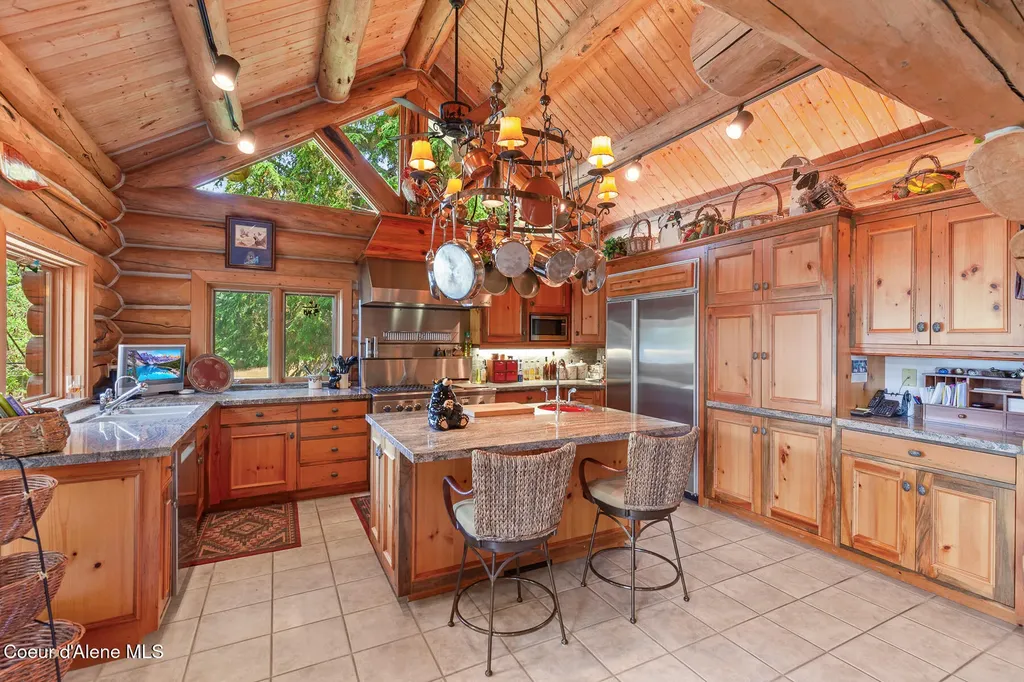 9247 N Hart Lane Hayden ID 83835
