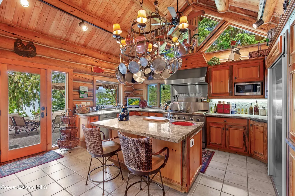 9247 N Hart Lane Hayden ID 83835