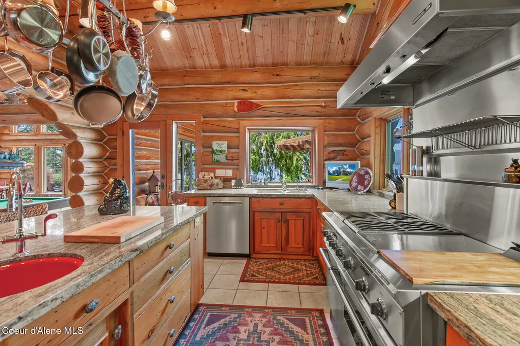 9247 N Hart Lane Hayden ID 83835