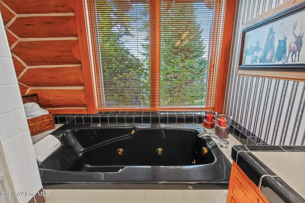 9247 N Hart Lane Hayden ID 83835