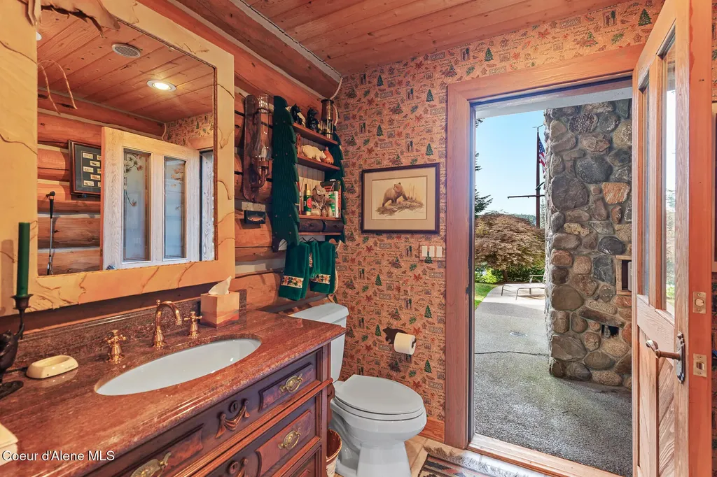 9247 N Hart Lane Hayden ID 83835
