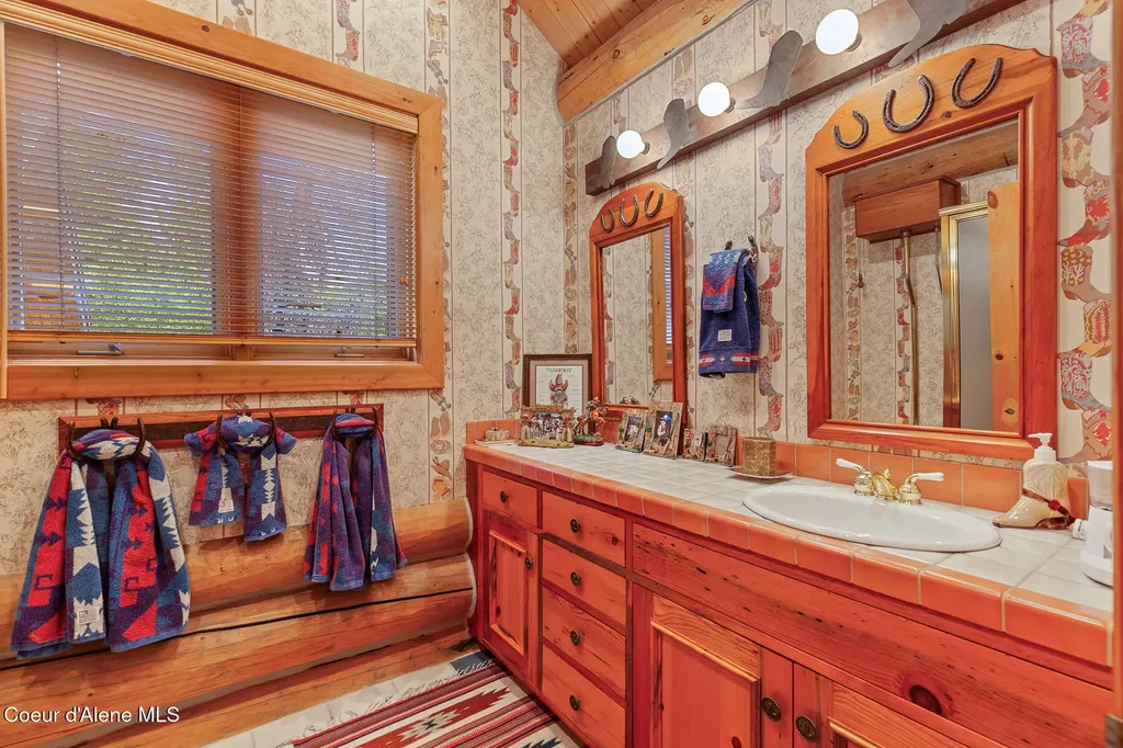 9247 N Hart Lane Hayden ID 83835