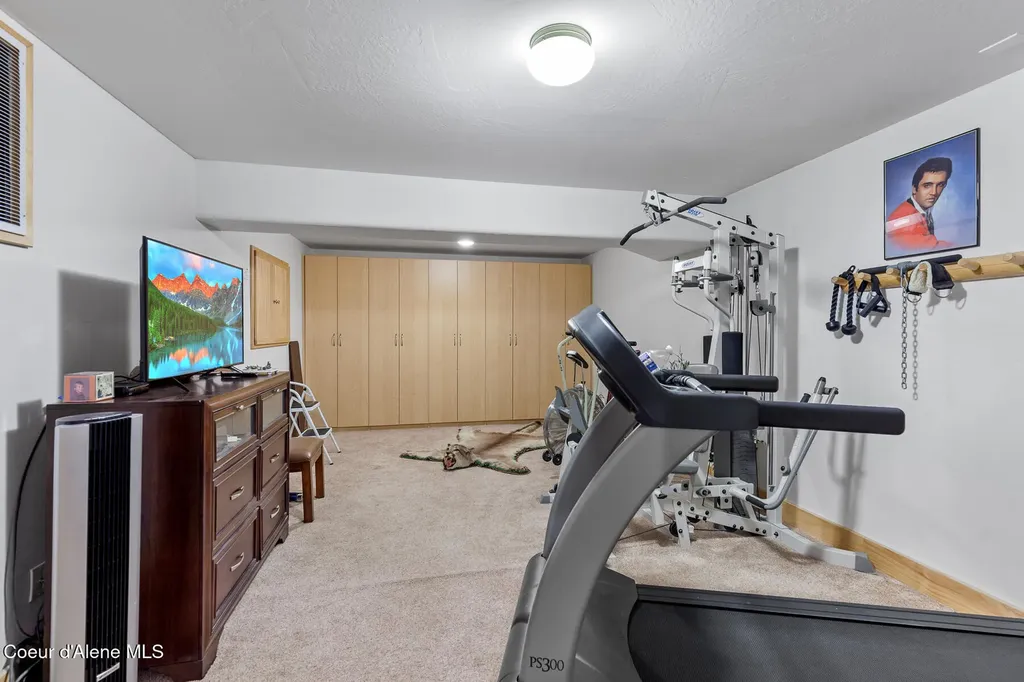 9247 N Hart Lane Hayden ID 83835