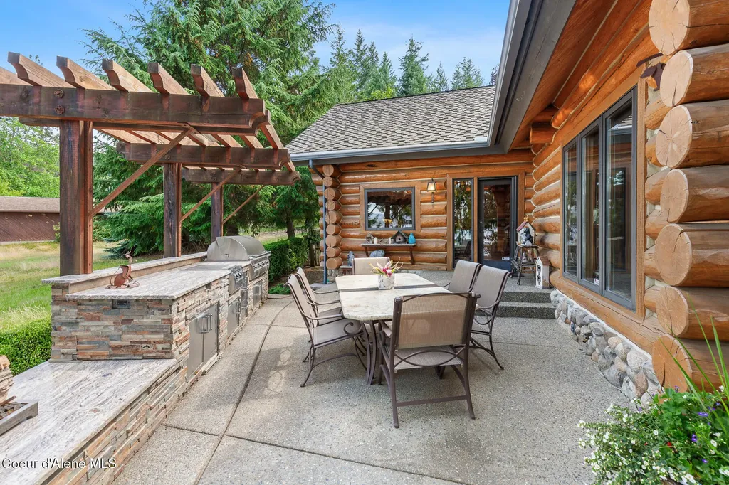 9247 N Hart Lane Hayden ID 83835