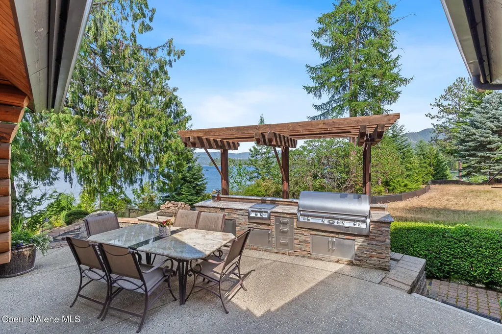 9247 N Hart Lane Hayden ID 83835