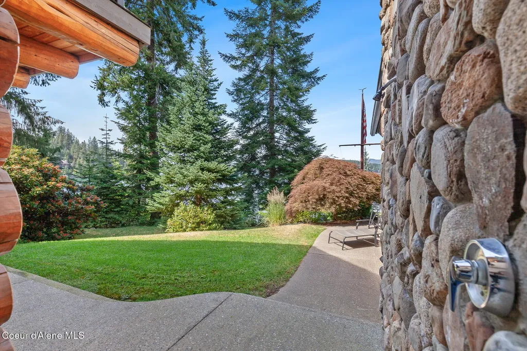 9247 N Hart Lane Hayden ID 83835