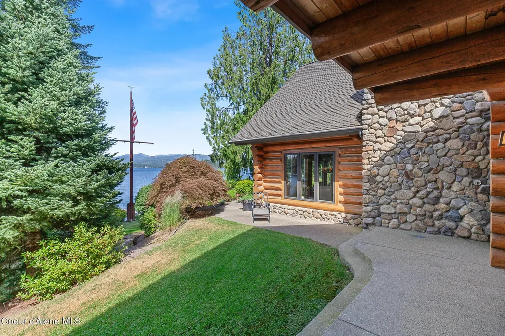9247 N Hart Lane Hayden ID 83835