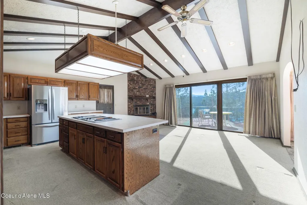 20769 S Highway 97 Harrison ID 83833
