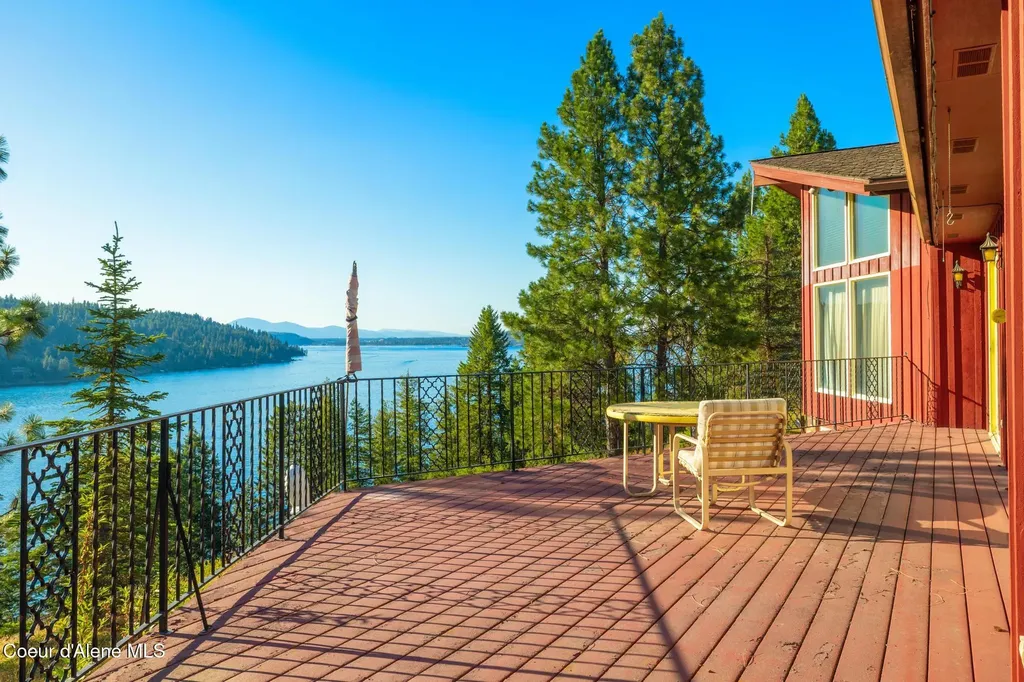 20769 S Highway 97 Harrison ID 83833