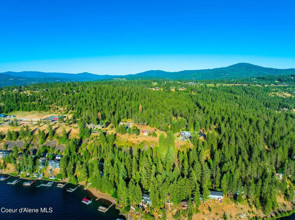 20769 S Highway 97 Harrison ID 83833