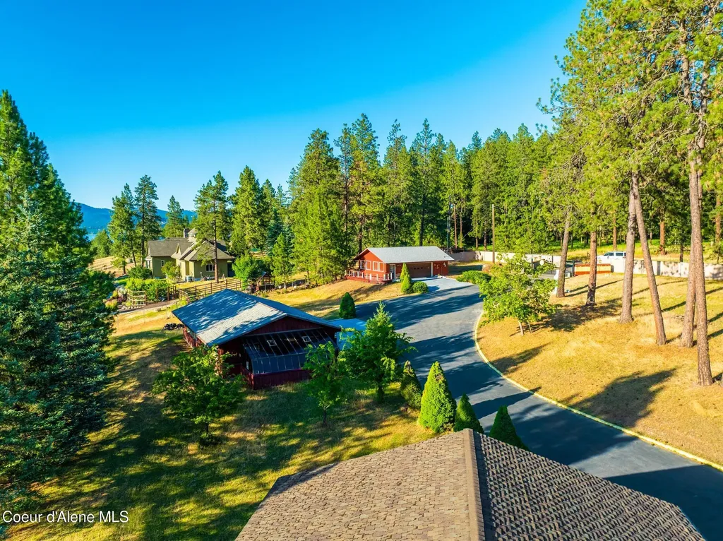 20769 S Highway 97 Harrison ID 83833