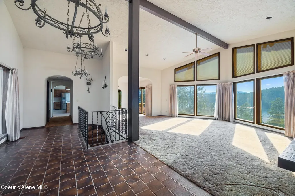 20769 S Highway 97 Harrison ID 83833