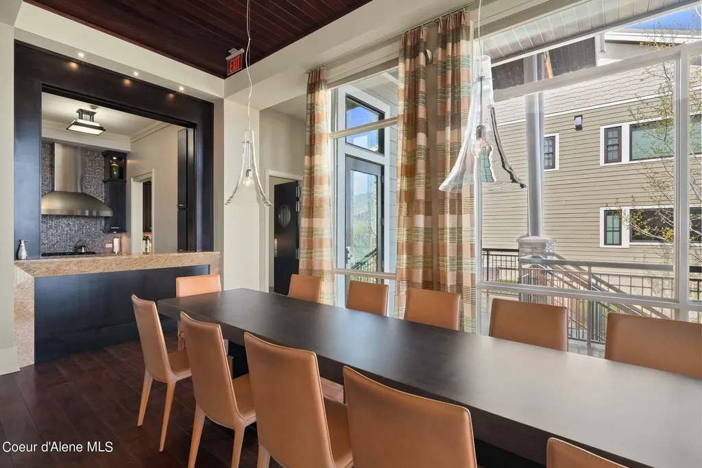 802 Sandpoint Avenue Sandpoint ID 83864