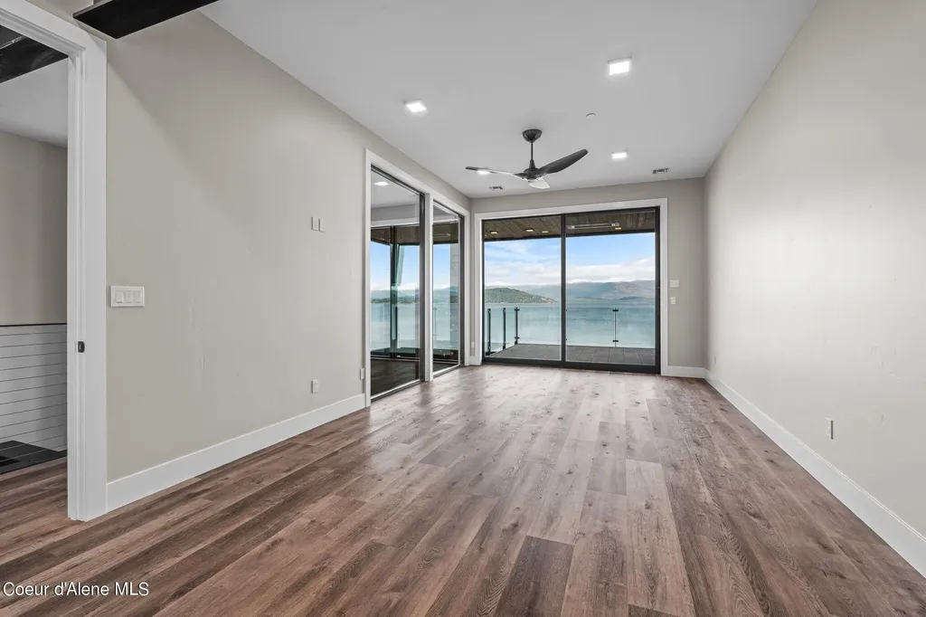 802 Sandpoint Avenue Sandpoint ID 83864