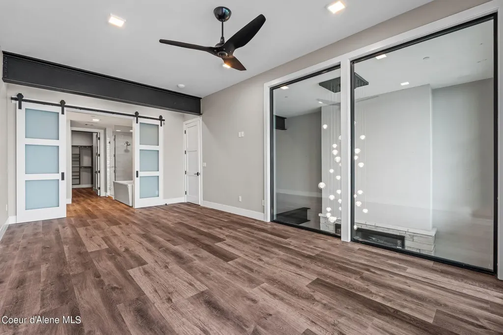 802 Sandpoint Avenue Sandpoint ID 83864