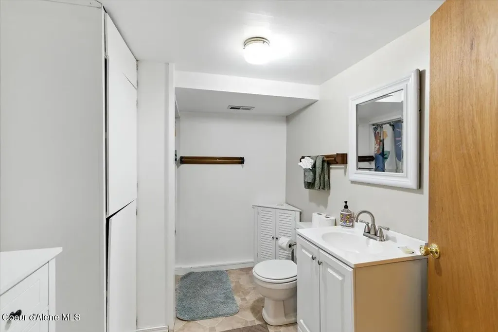 2525 E Upper Hayden Lake Road Hayden ID 83835