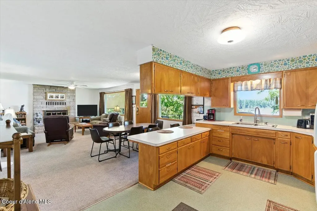 2525 E Upper Hayden Lake Road Hayden ID 83835