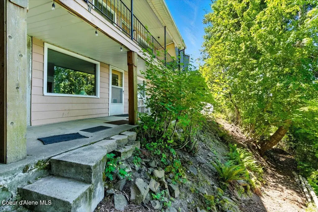 2525 E Upper Hayden Lake Road Hayden ID 83835