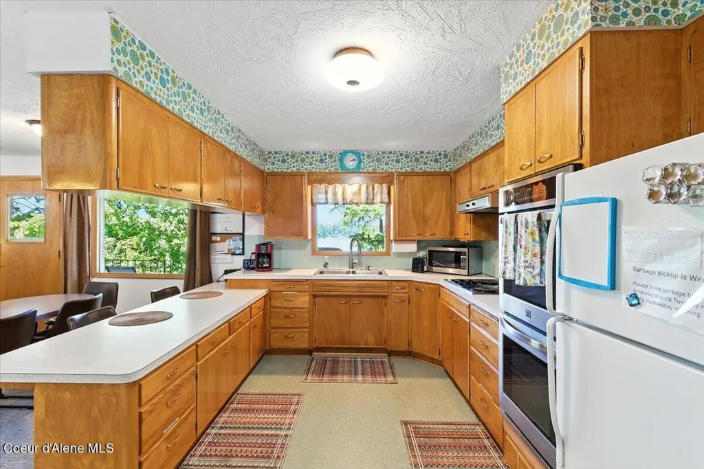 2525 E Upper Hayden Lake Road Hayden ID 83835