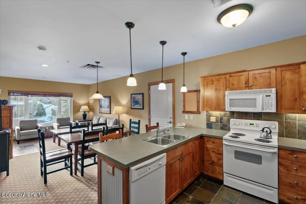 602 Bunker Avenue Kellogg ID 83837
