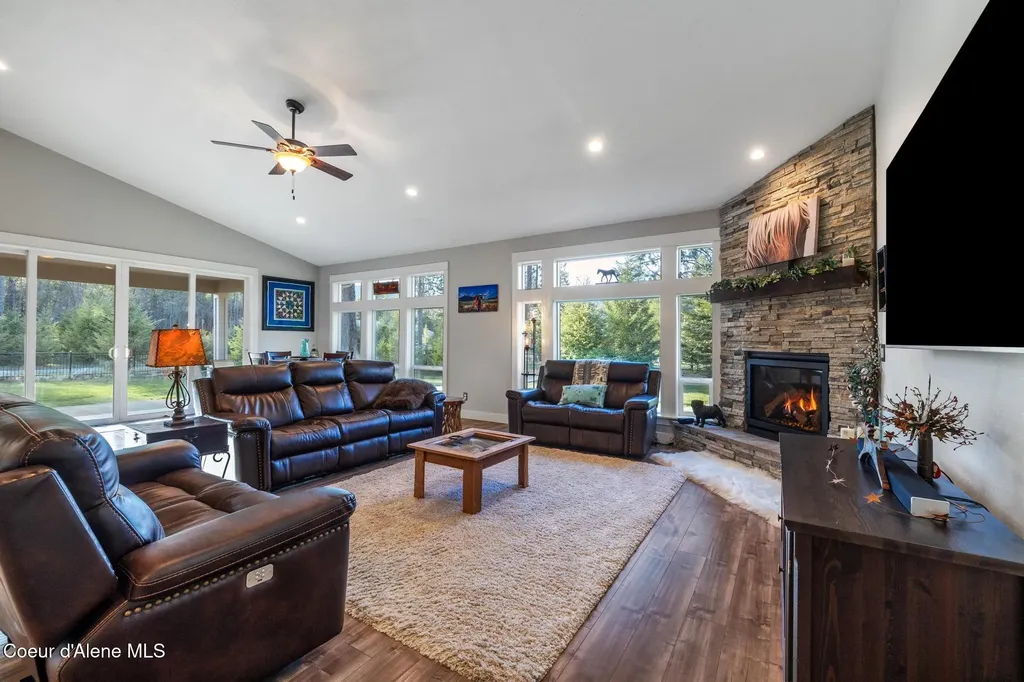 5867 W Sparrowhawk Drive Rathdrum ID 83858
