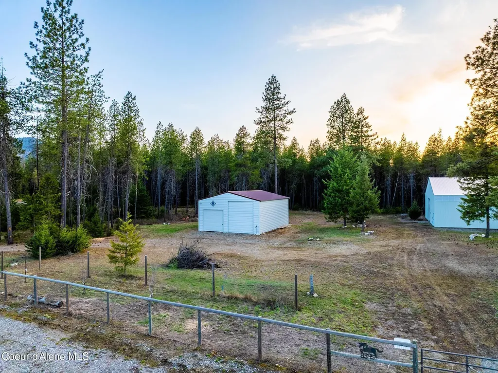 5867 W Sparrowhawk Drive Rathdrum ID 83858