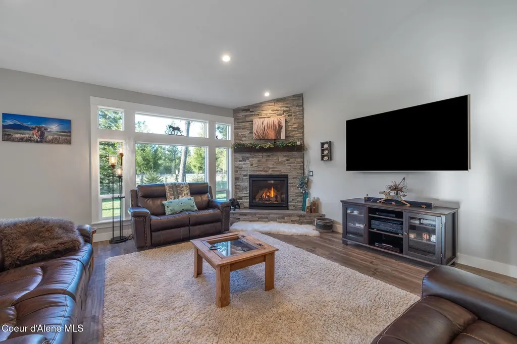 5867 W Sparrowhawk Drive Rathdrum ID 83858