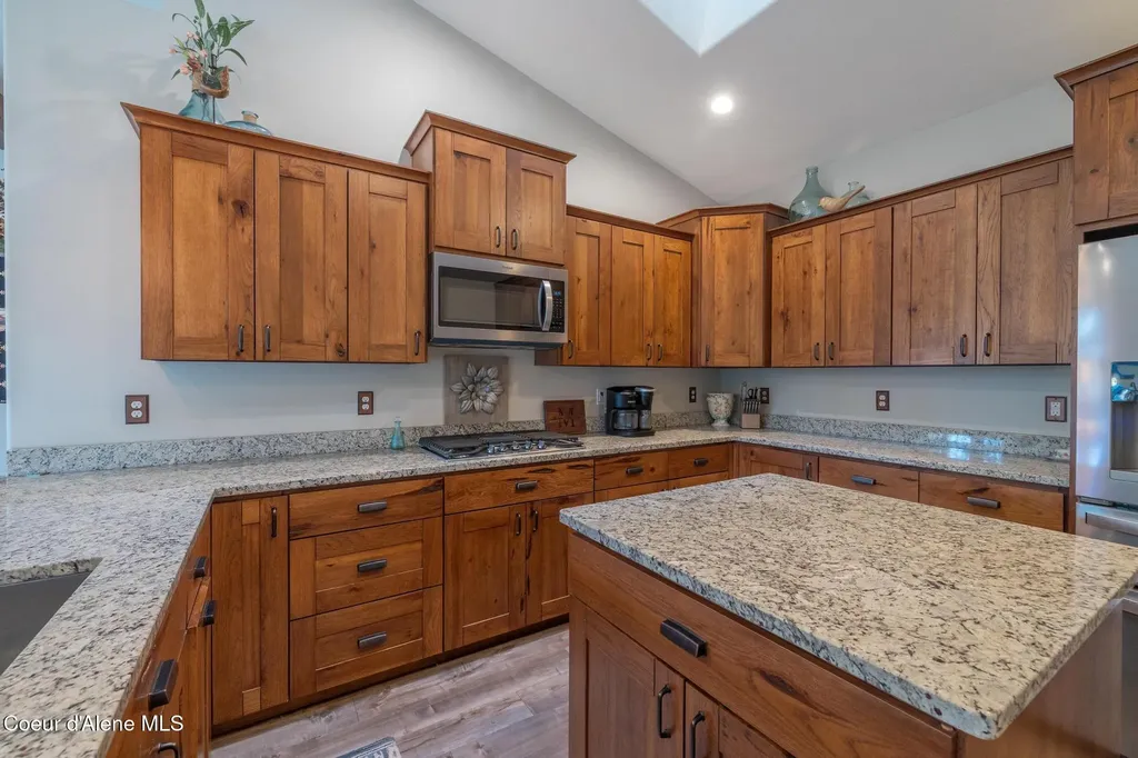 5867 W Sparrowhawk Drive Rathdrum ID 83858