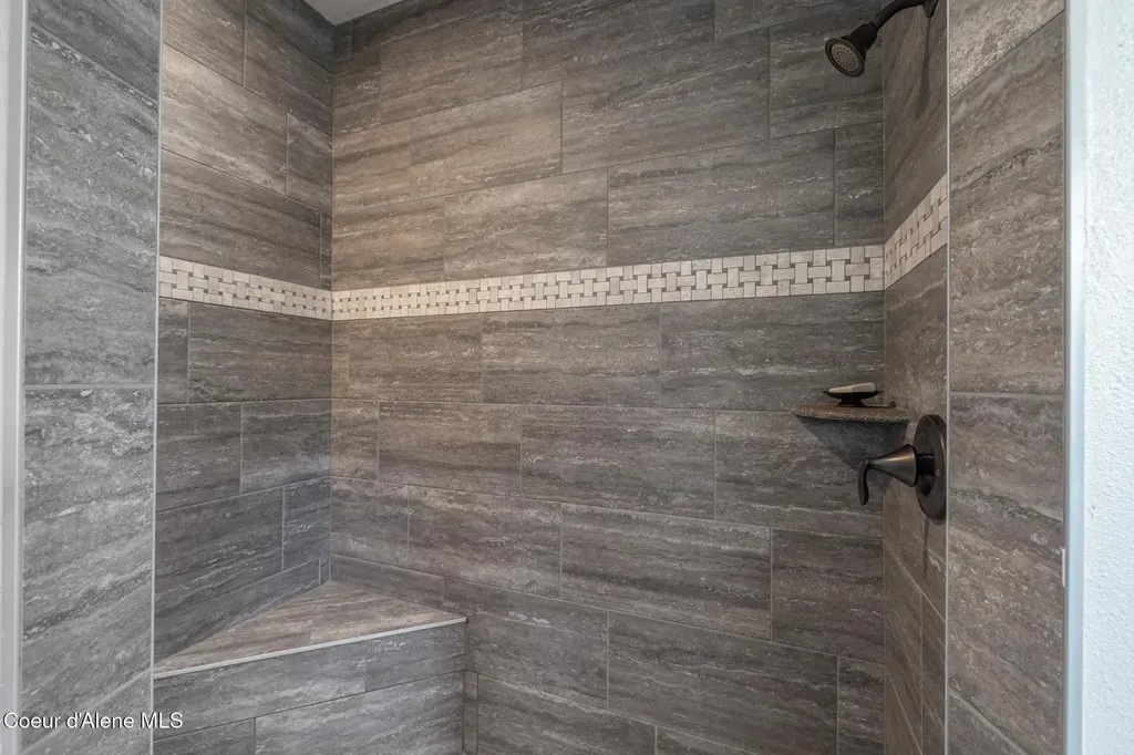 5867 W Sparrowhawk Drive Rathdrum ID 83858