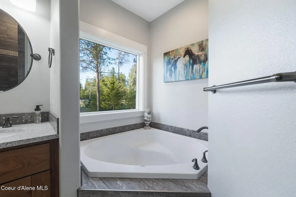 5867 W Sparrowhawk Drive Rathdrum ID 83858