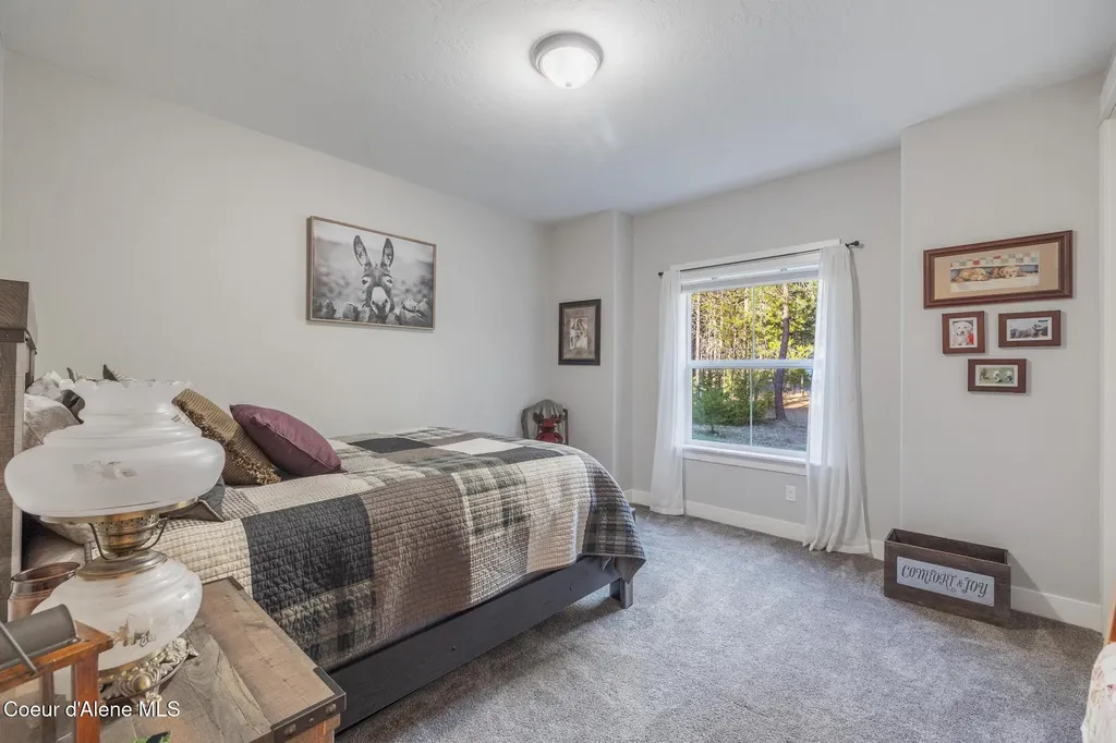 5867 W Sparrowhawk Drive Rathdrum ID 83858